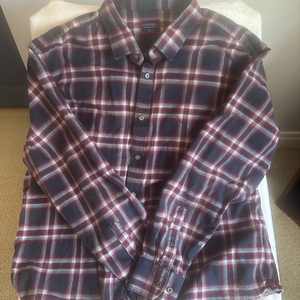 UNTUCKit Men's Plaid Shirt - Red and Blue